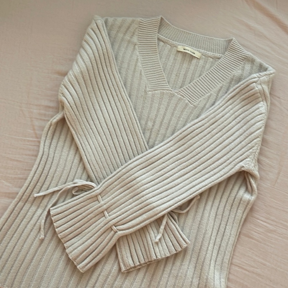 Super lux and fluffy sweater